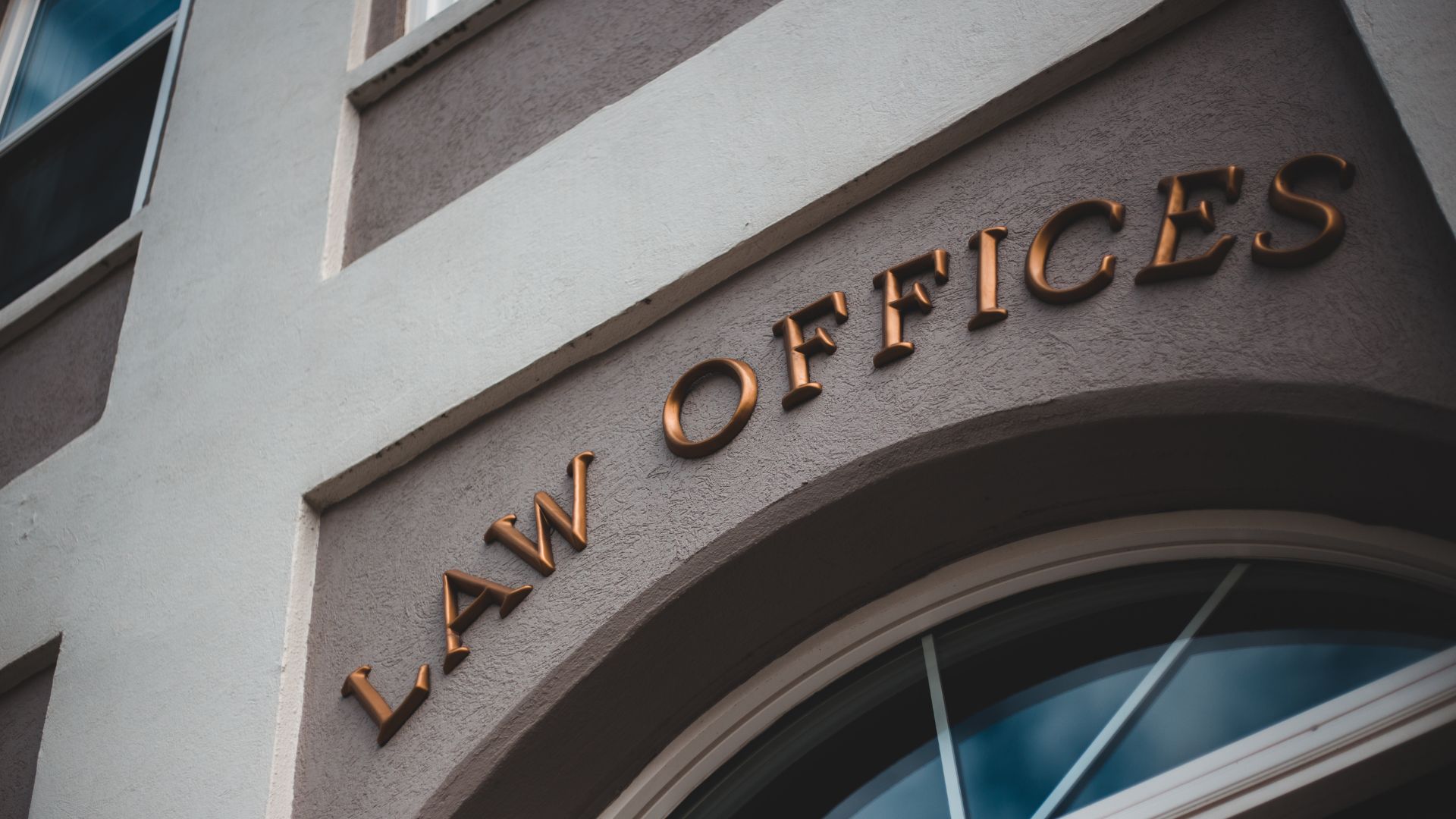 How Lopez Law Firm Handles Serious Truck Accident Claims In Boerne