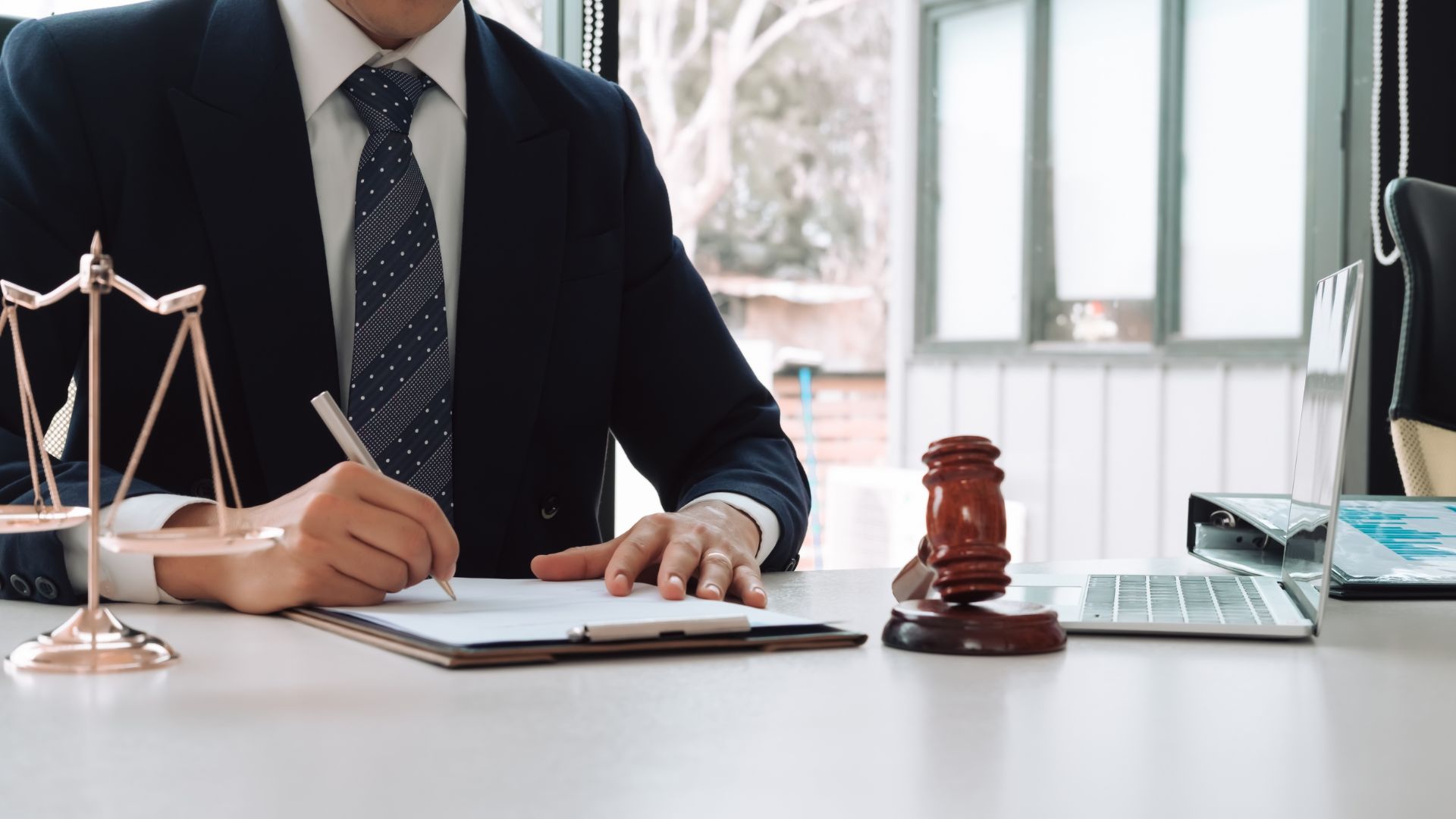 How Much Compensation Can A San Antonio Car Accident Lawyer Recover For You