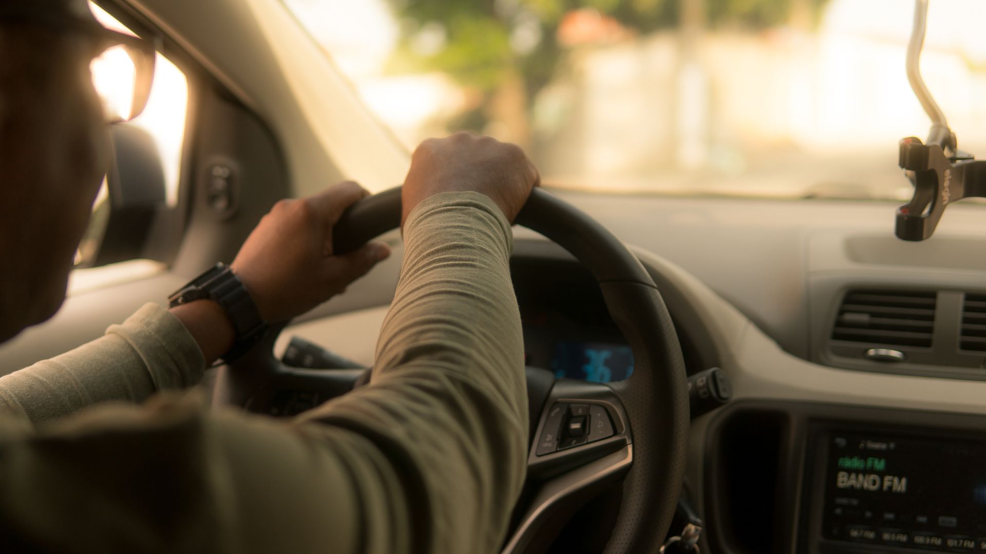 How San Antonio Uber Accident Lawyers Help Injured Riders Recover Lost Income image